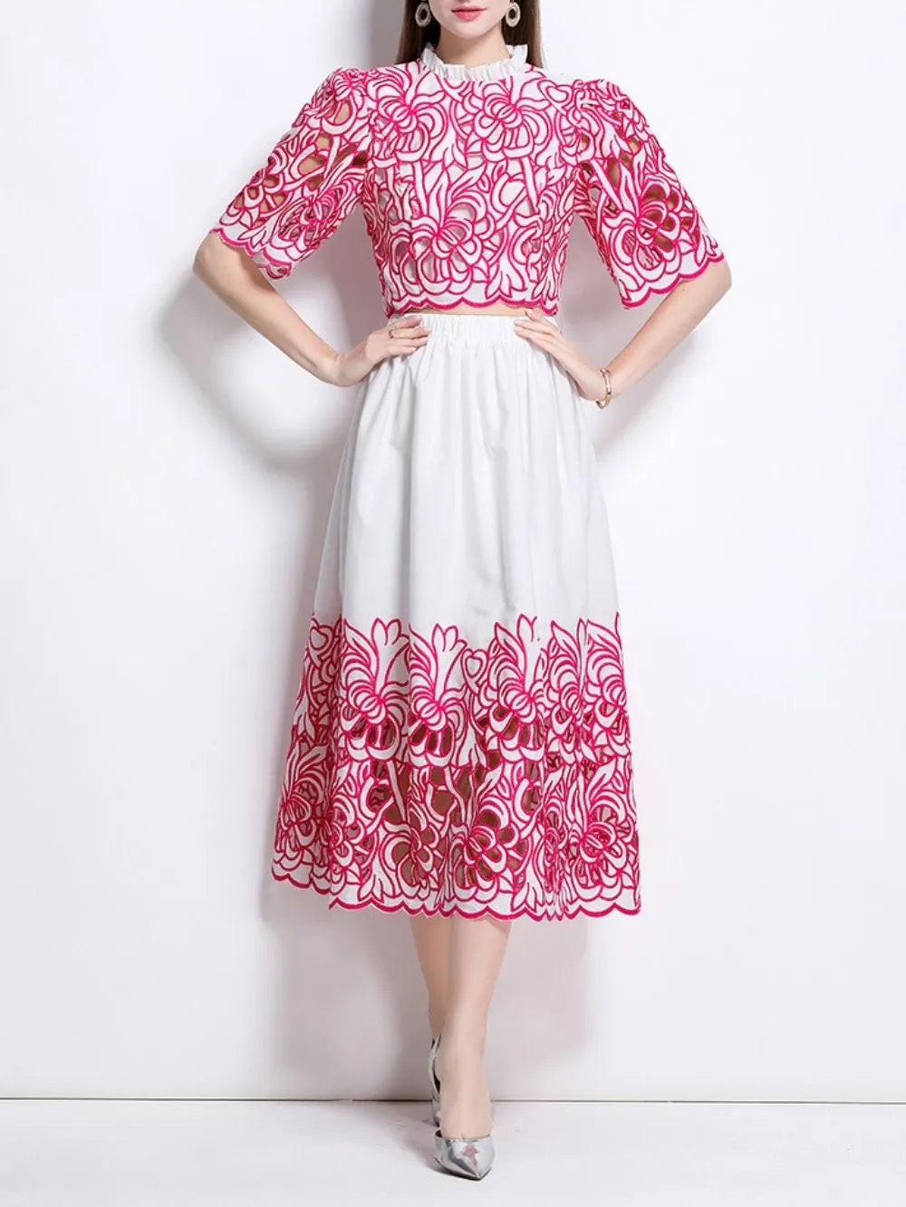 Mahira Rose Red Flower Embroidery Two-Piece Set Flowering Girl