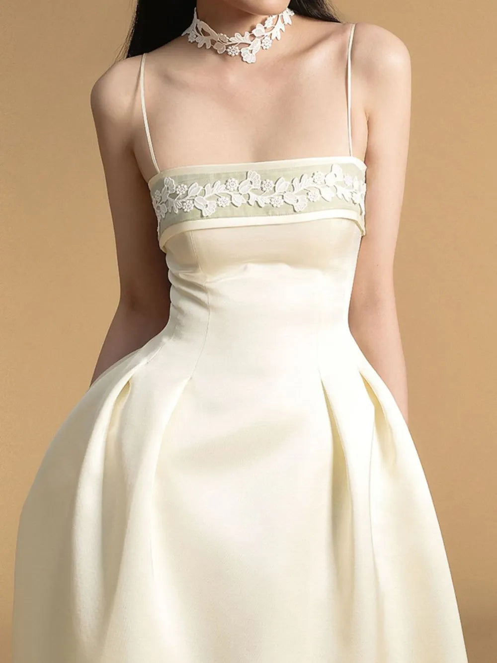 Marya Spaghetti Midi Dress Flowering Girl