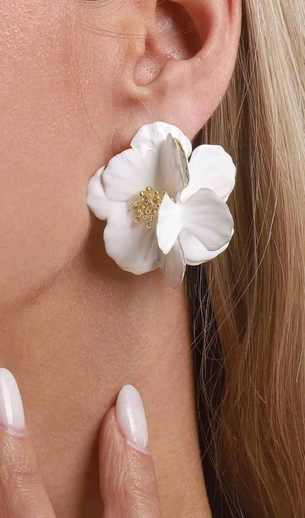 Joyita Flower Earrings Flowering Girl