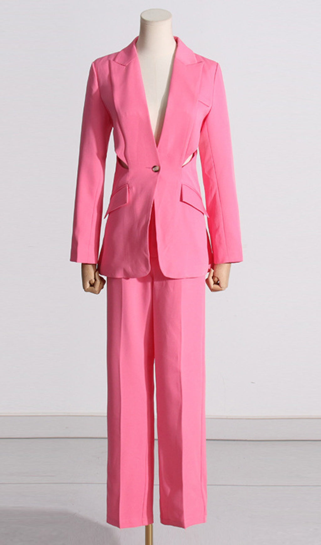 Cutout Blazer Suit In Pink