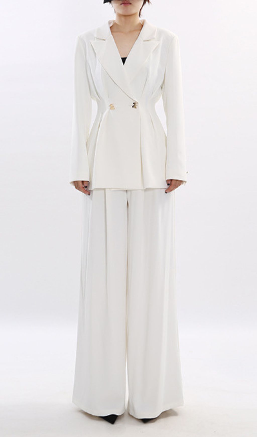 Janine White Blazer & Trousers Set Flowering Girl