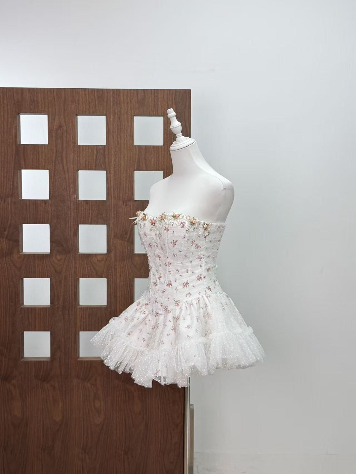 Irene Floral Print Strapless Tulle Mini Dress In White Flowering Girl