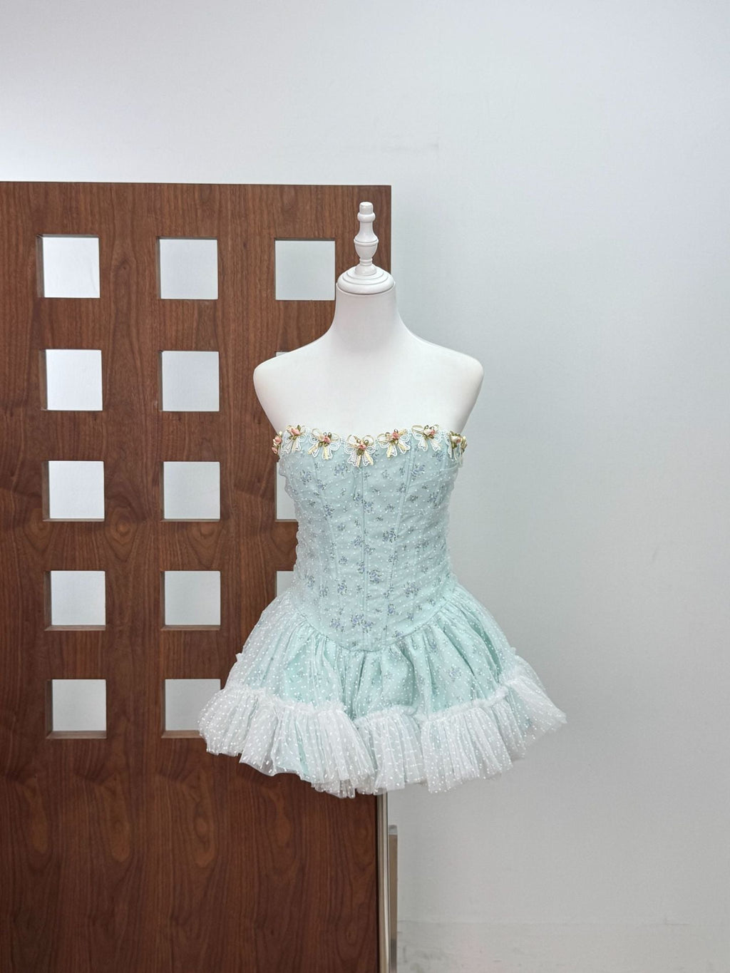 Irene Floral Print Strapless Tulle Mini Dress In Blue Flowering Girl