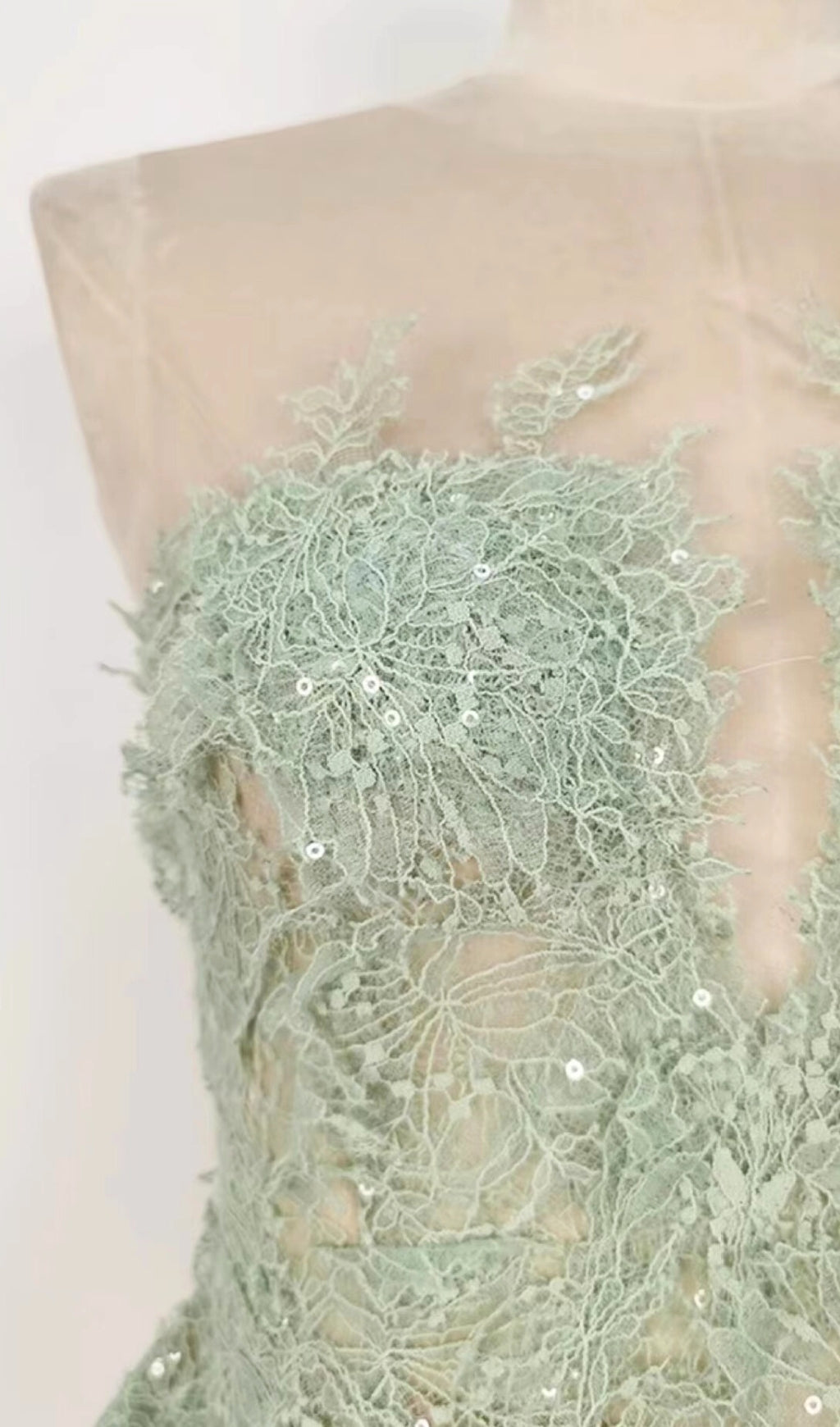GREEN FLORAL LACE EMBROIDER MIDI DRESS Flowering Girl