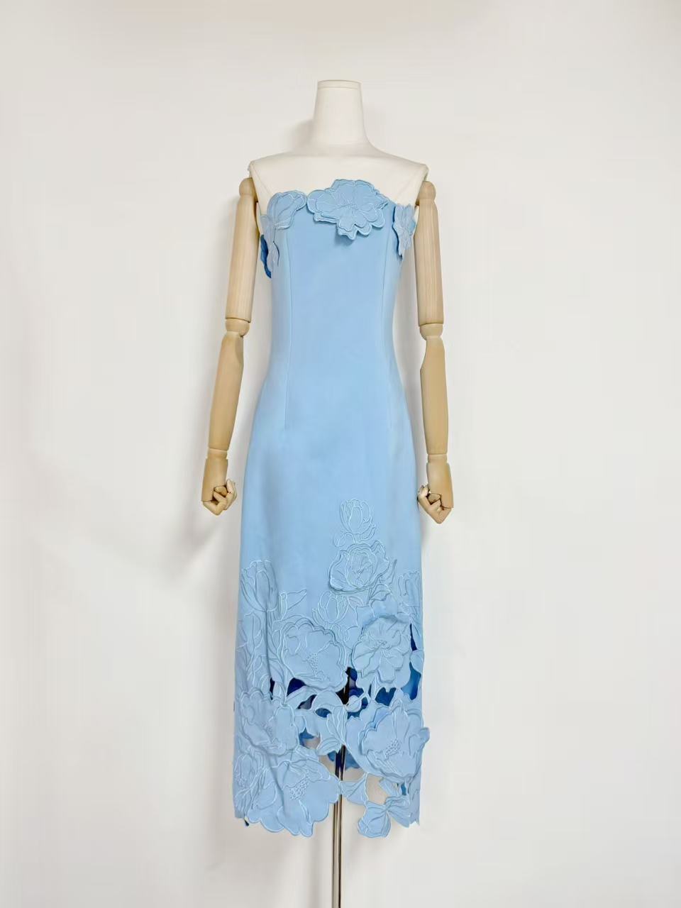 Light Blue Structured Crepe Column Dress Flowering Girl