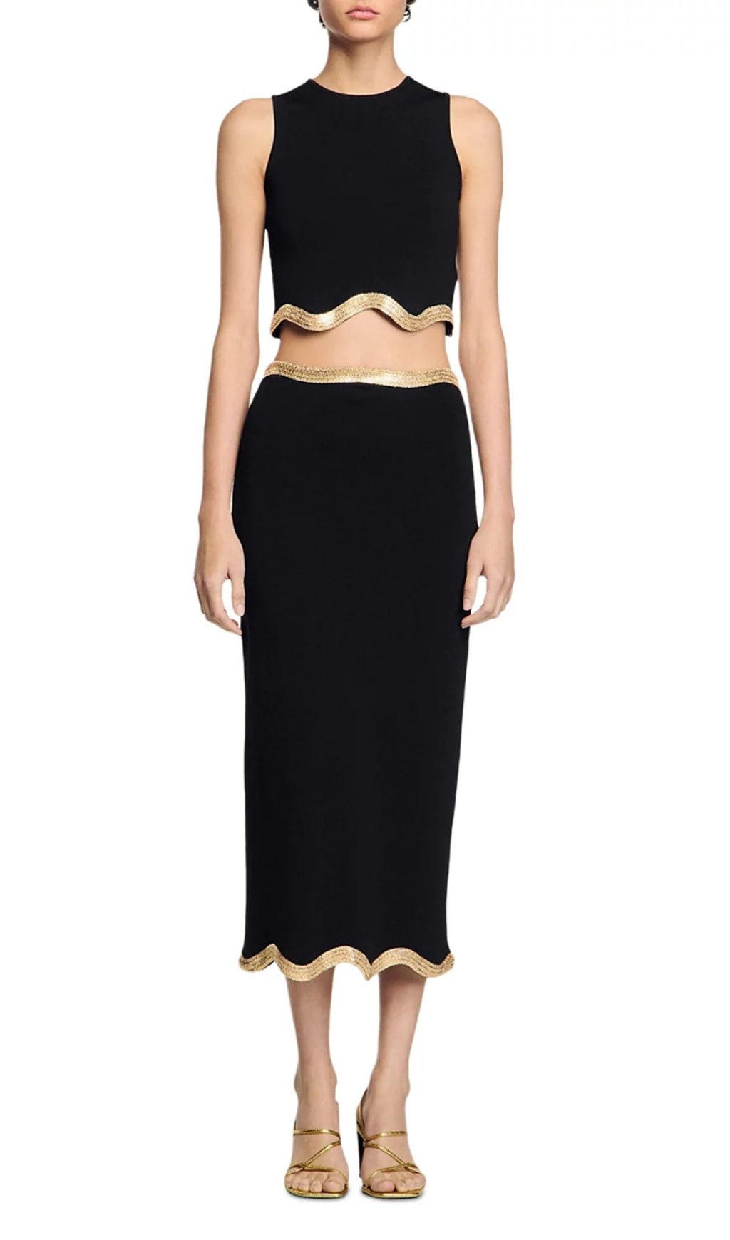 Cropped Jumper with Chain Detail Flowering Girl