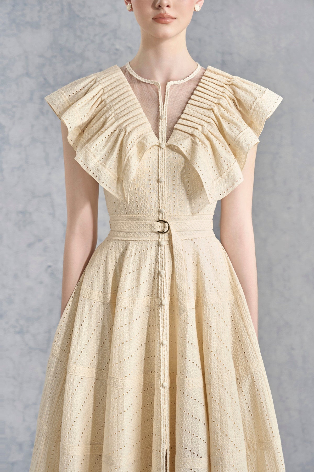 sally Ruffled V-neck midi Dress in apricot Flowering Girl