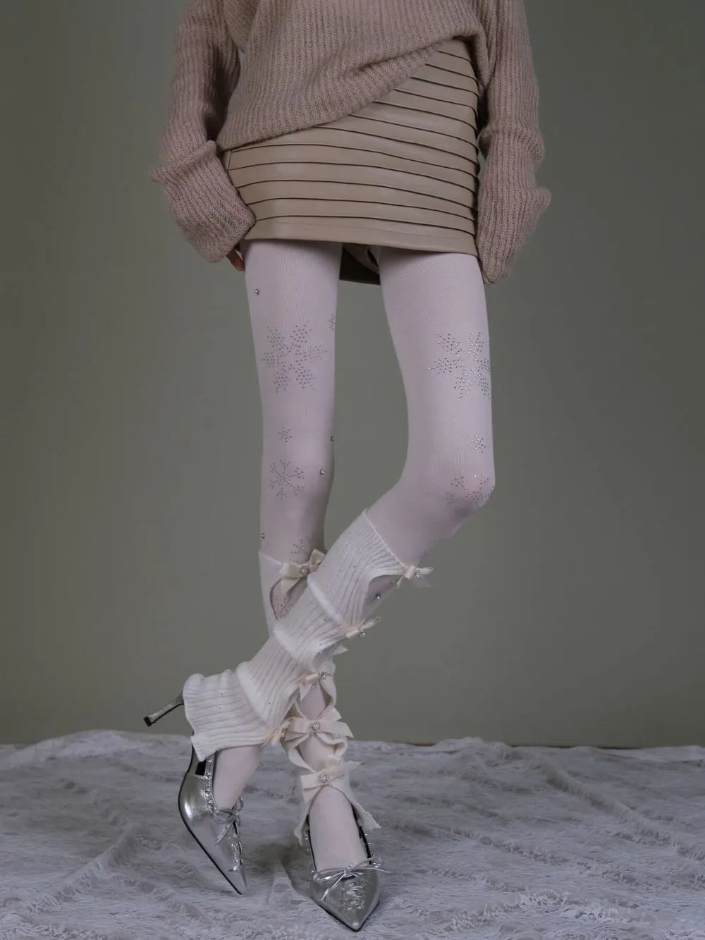 Marlo White Tights & Bow Socks Set Flowering Girl