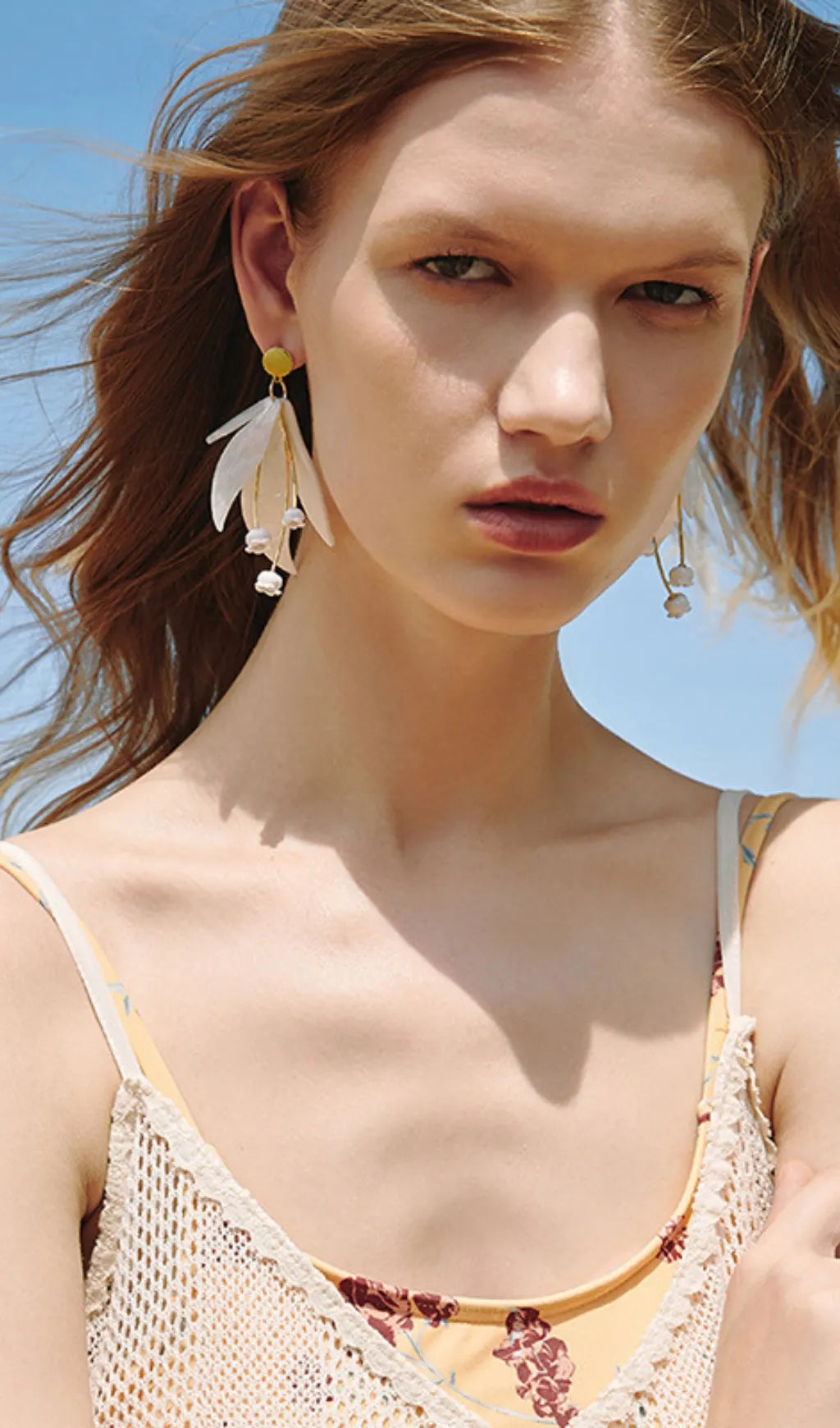 Corazon White Flower Earrings Flowering Girl