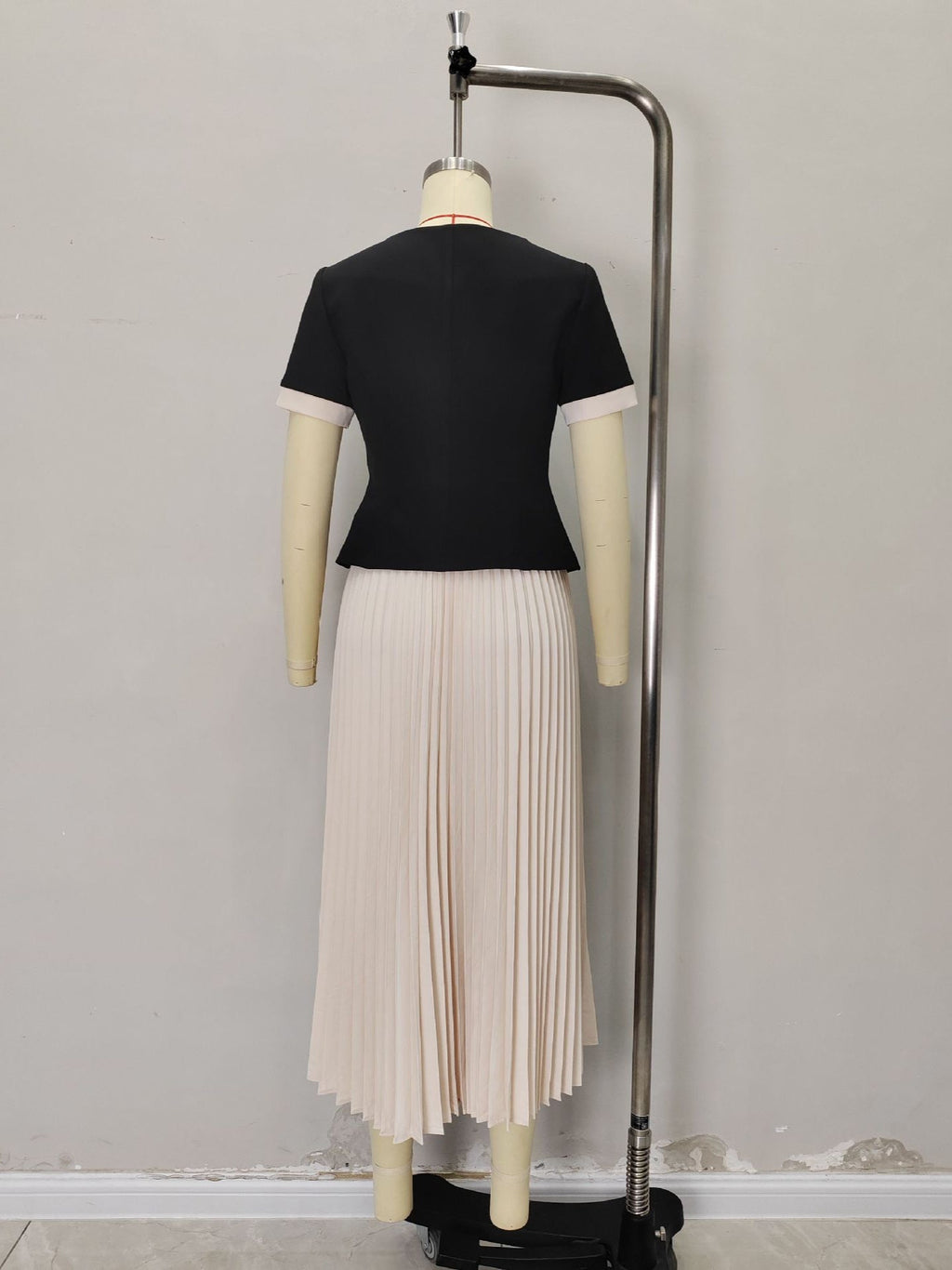 Black Square Neck White Cuff Gold Button Short Jacket & White Pleated Midi Skirt Two-Piece Set Flowering Girl