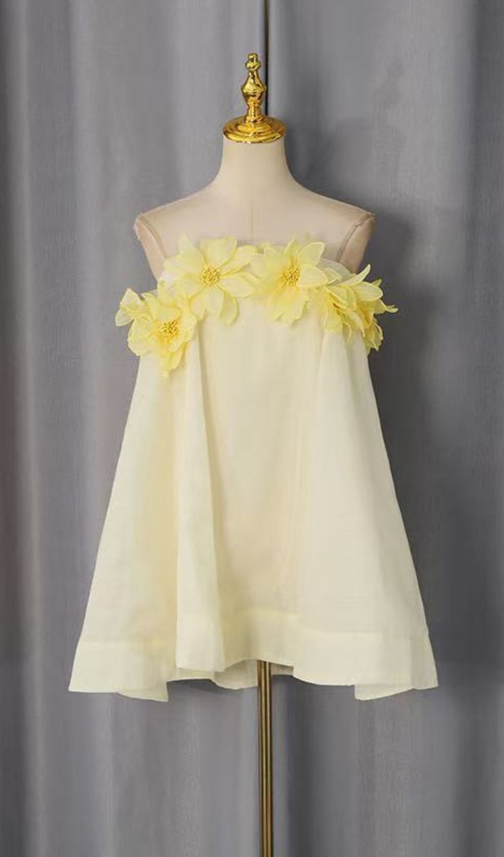 Gratho Strapless Flower Mini Dress In Yellow Flowering Girl