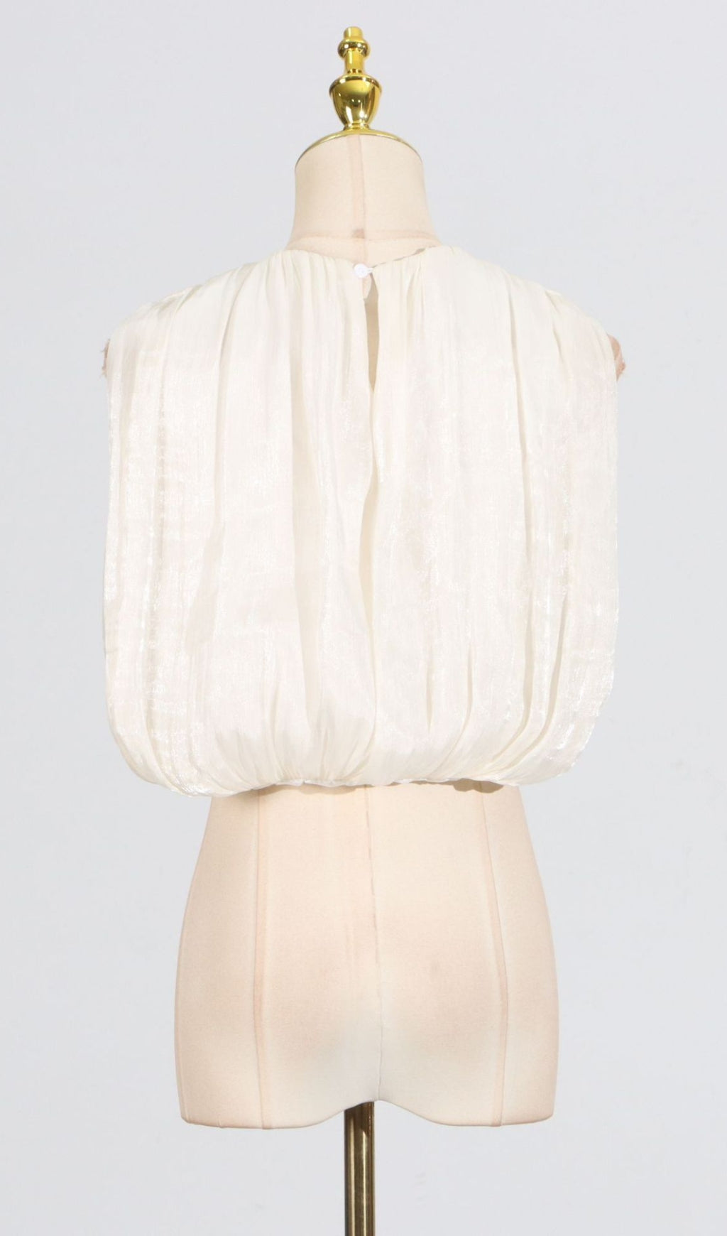 Eva Whitie Crop Top Flowering Girl