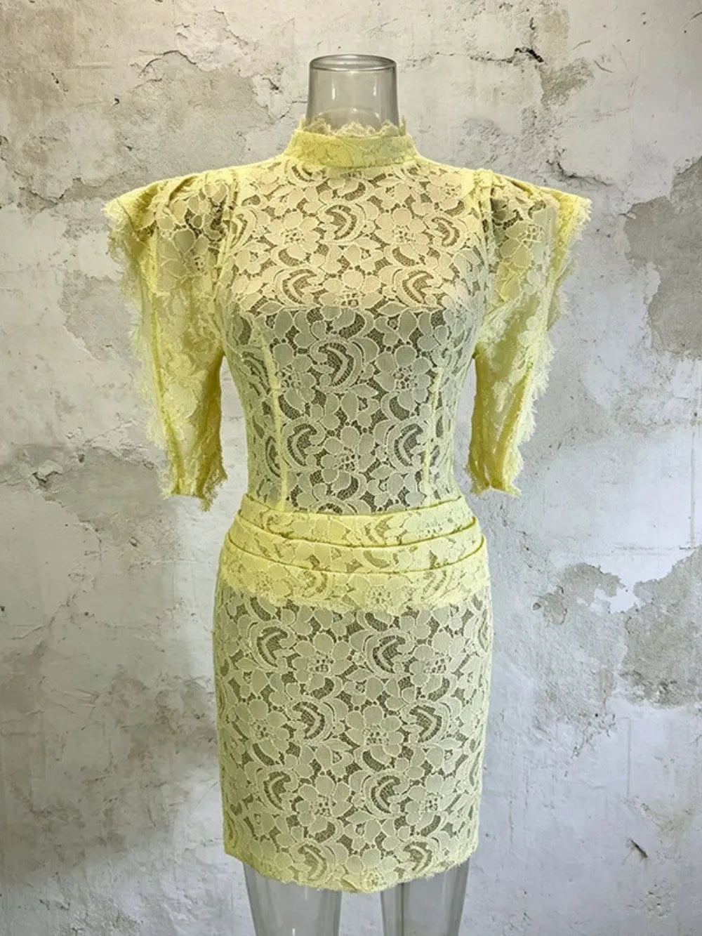 Mandisa Lace Mini Dress Flowering Girl