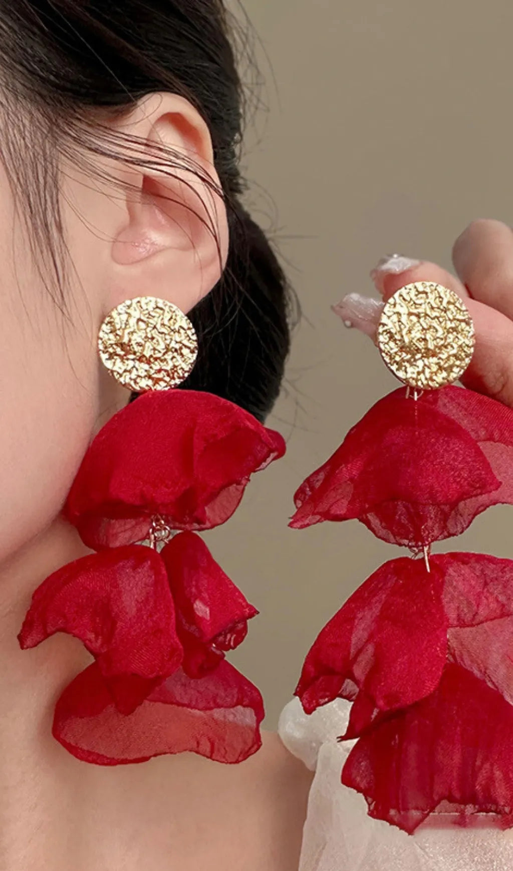 Fei Flower Earrings Flowering Girl