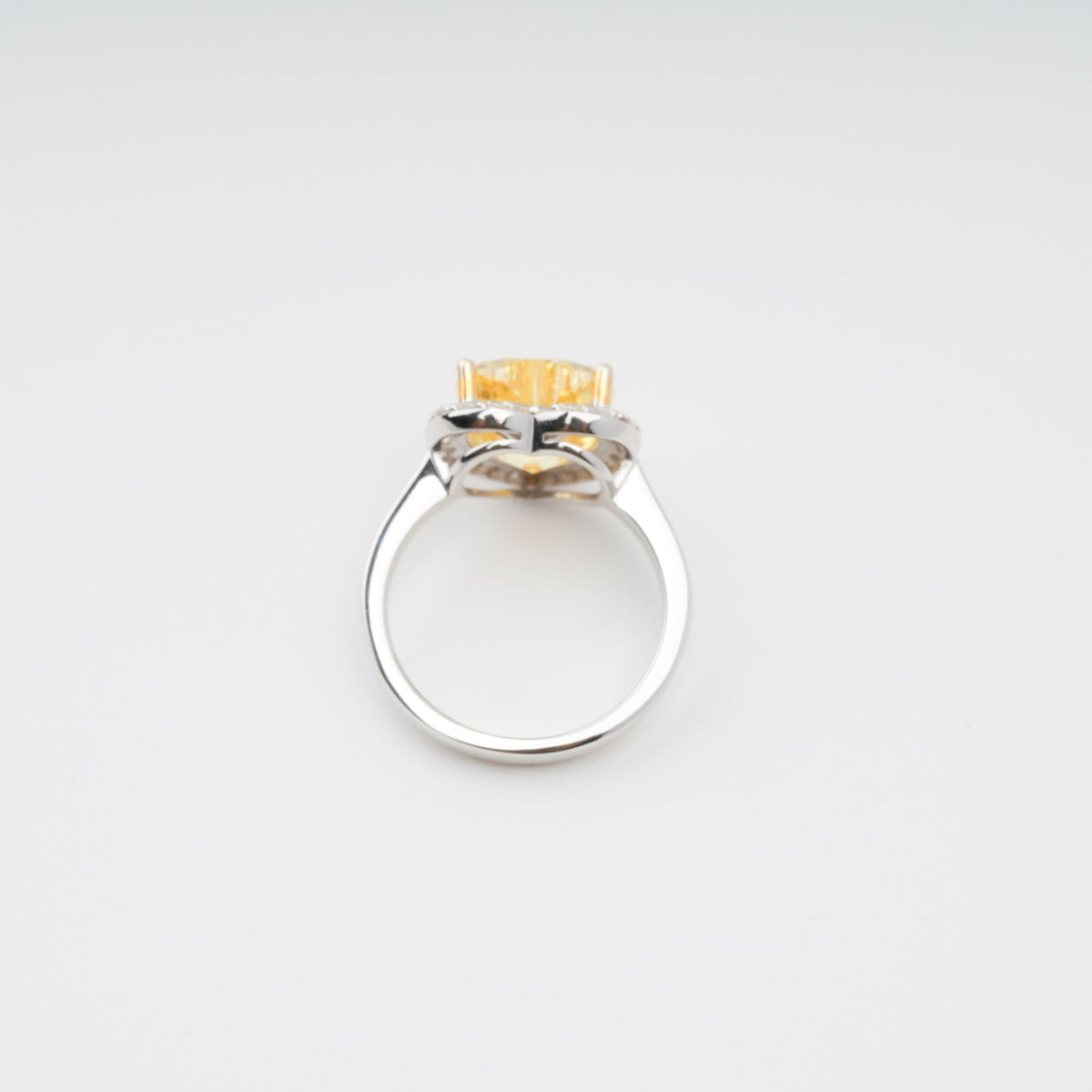 Éphémère Yellow Heart Cut Gemstone Sterling Silver Ring Flowering Girl