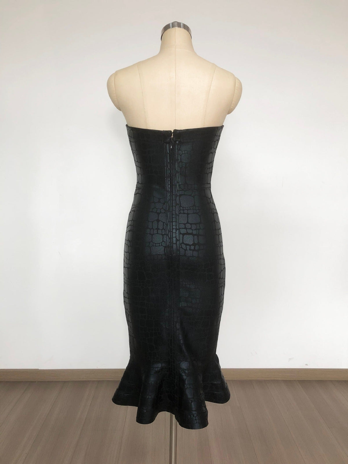 Eudora Off Shoulder Bodycon Fishtail Hem Midi Dress In Black Flowering Girl