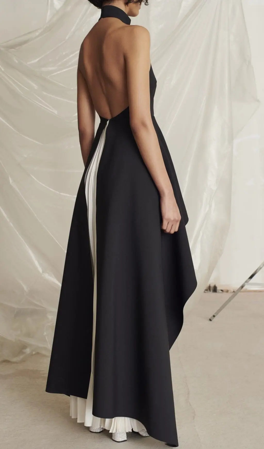 Bandage Halter Irregular Maxi Dress In Black And White Flowering Girl