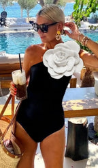 Anne Black Exaggerated 3D Flower Top Flowering Girl