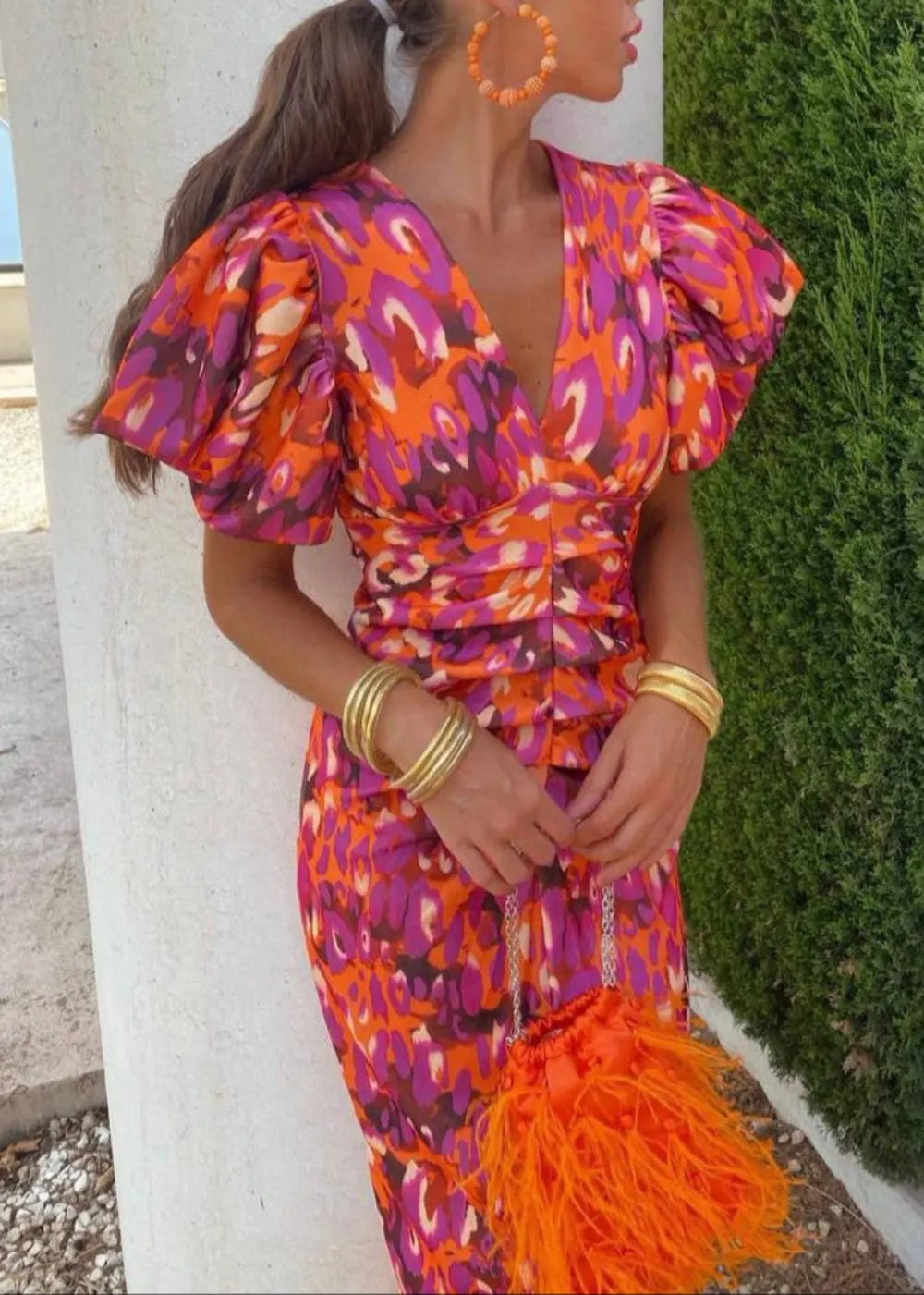 Stylish and Vibrant Dress Flowering Girl