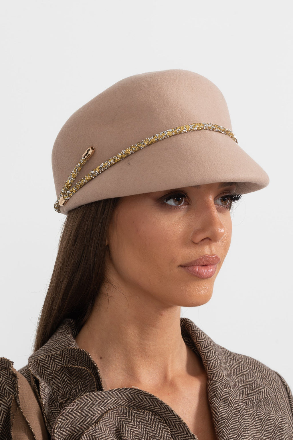 Short Brim Hat With Wrapped Detail - Beige Flowering Girl