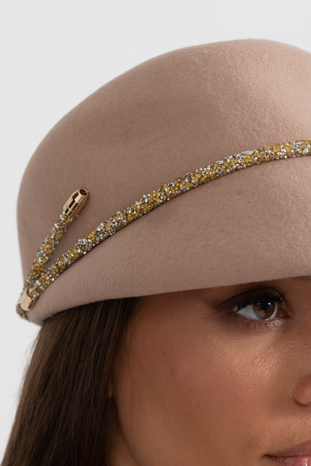 Short Brim Hat With Wrapped Detail - Beige Flowering Girl