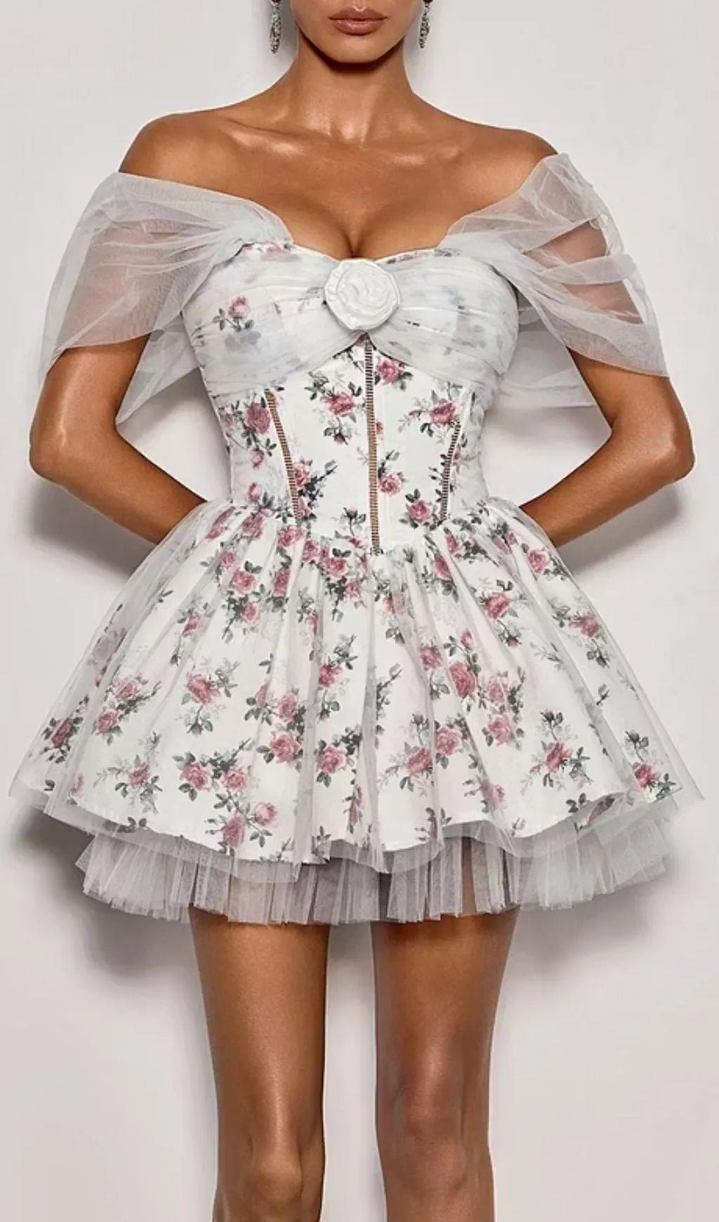 Quaris Off Shoulder Flower Tulle Mini Dress In White Flowering Girl