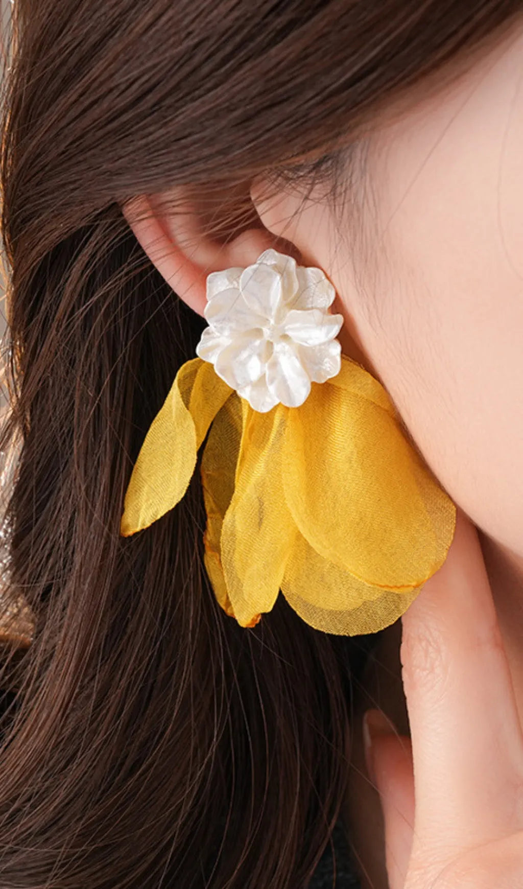 Dreama Flower Earrings Flowering Girl