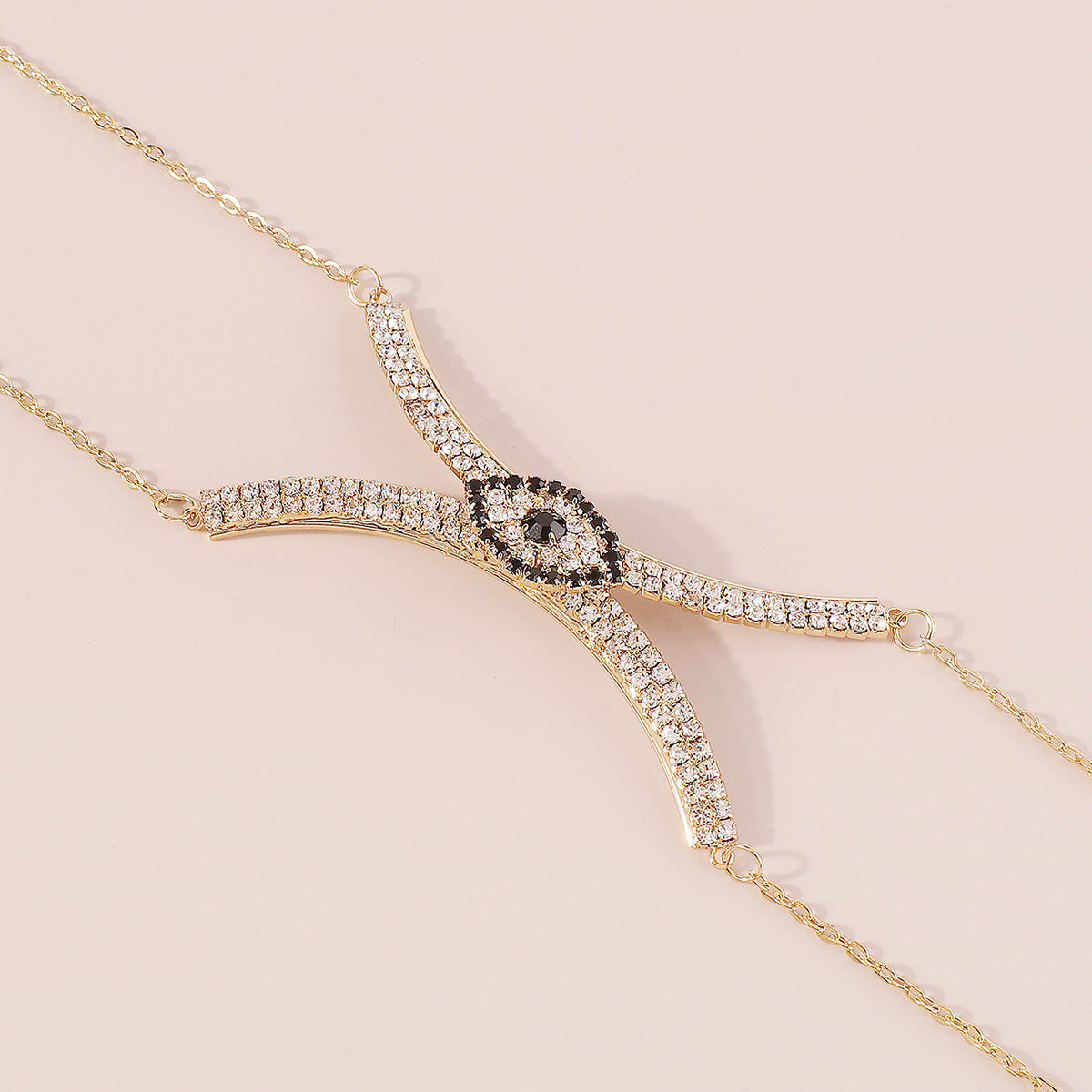 Diamond Chest Chain In Gold Flowering Girl