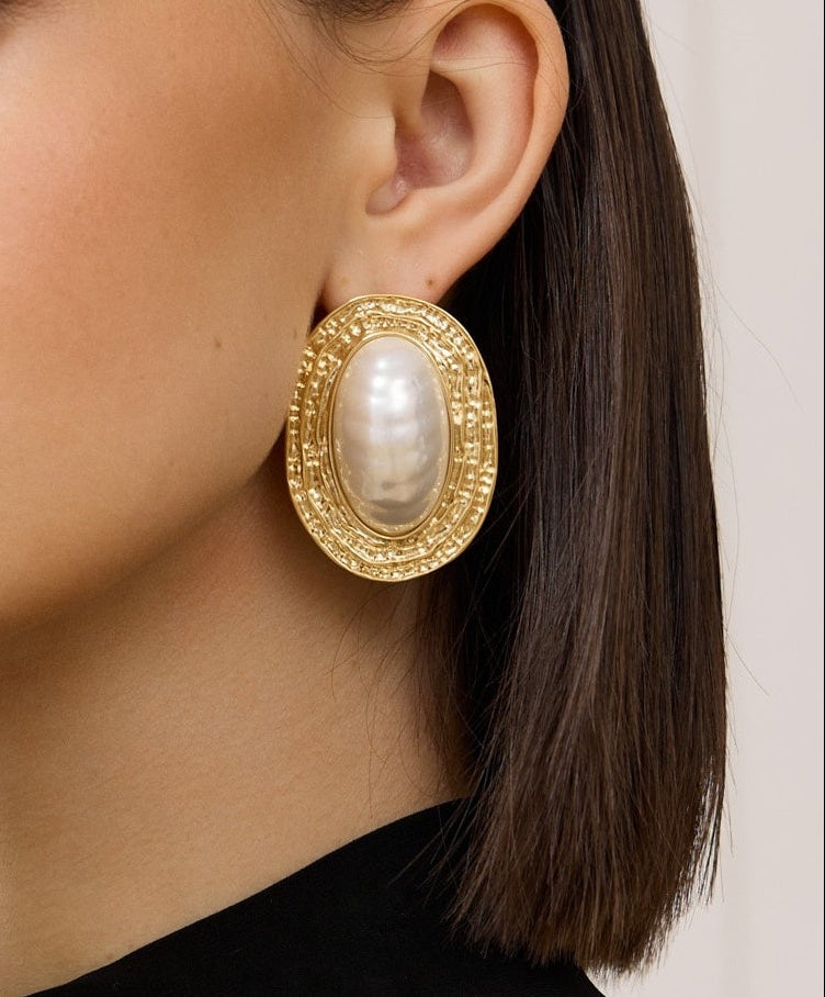 Vintage Textured Gold Oval Baroque Pearl Stud Earrings Flowering Girl