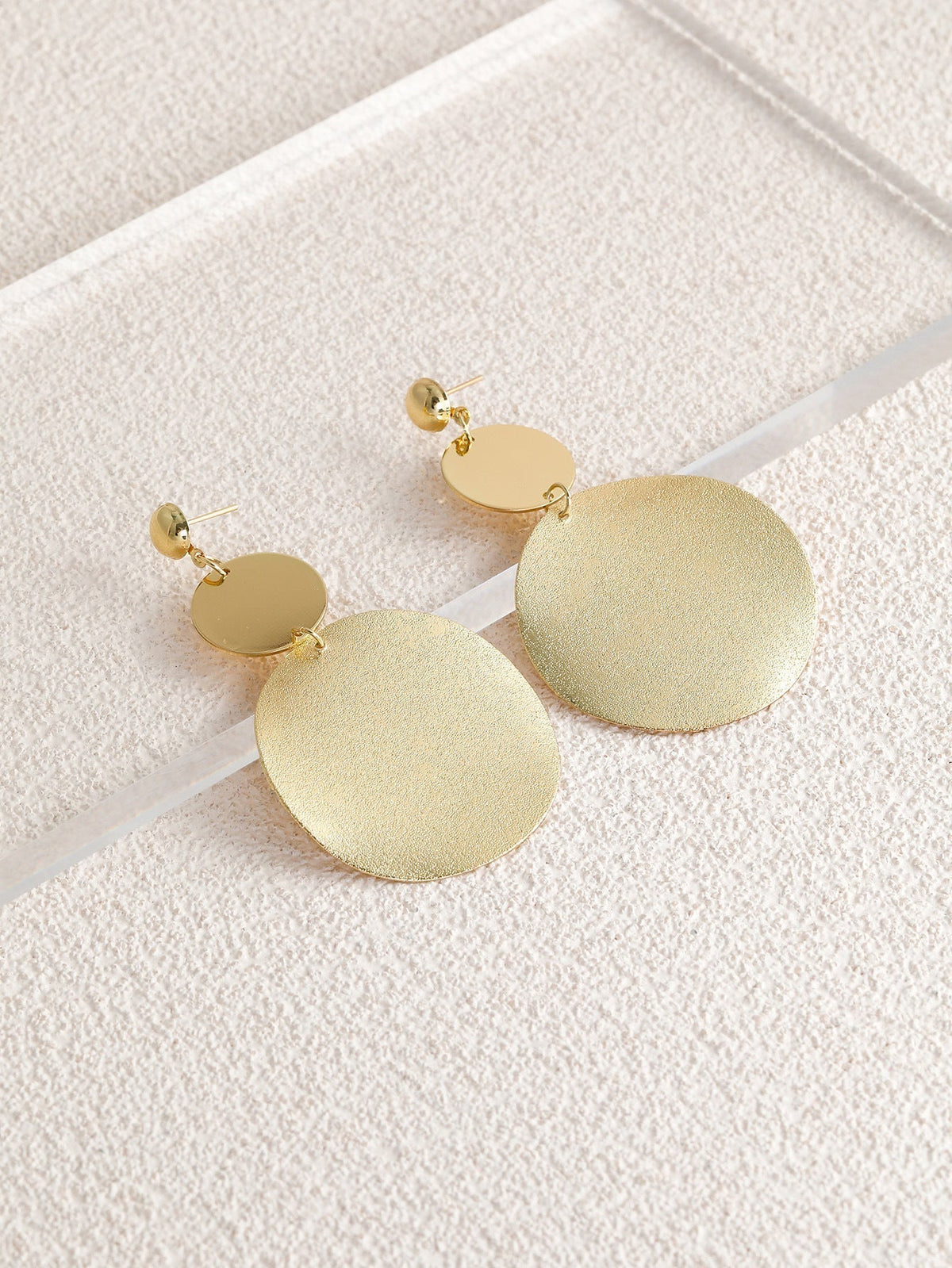 Round Earrings Flowering Girl