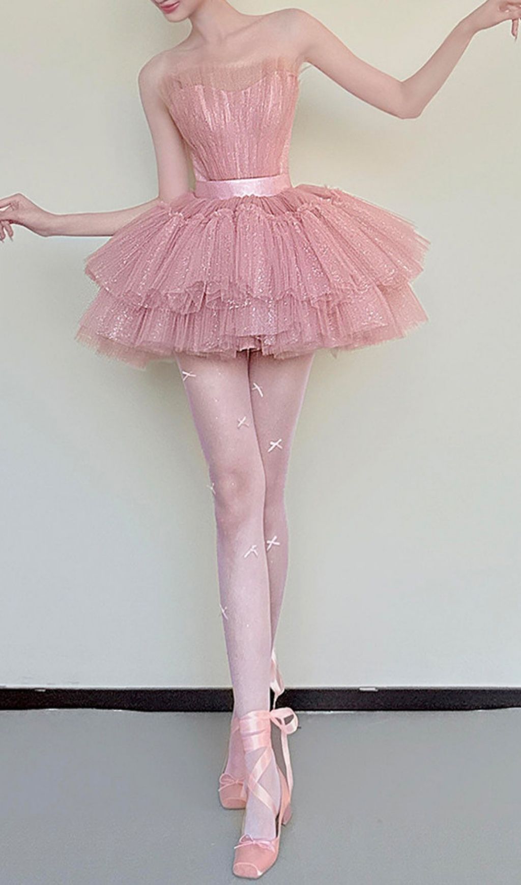 Kármen Pink Mesh Mini Dress Flowering Girl