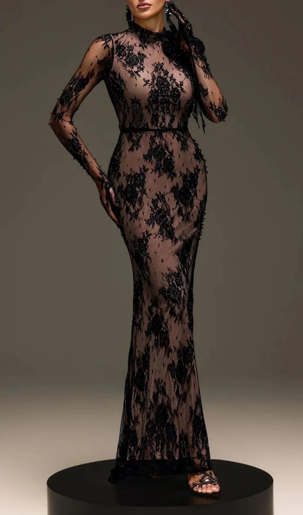 Varnelis Backless Pearl Lace Maxi Dress Flowering Girl