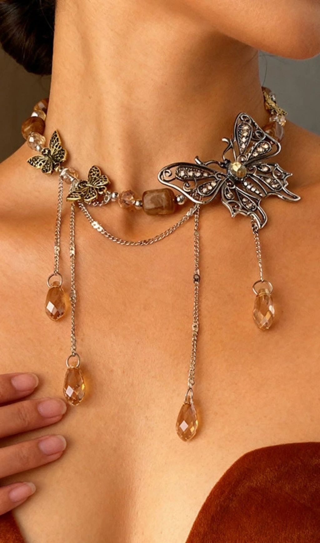 Khaza Teardrop Tassel Butterfly Necklace Flowering Girl