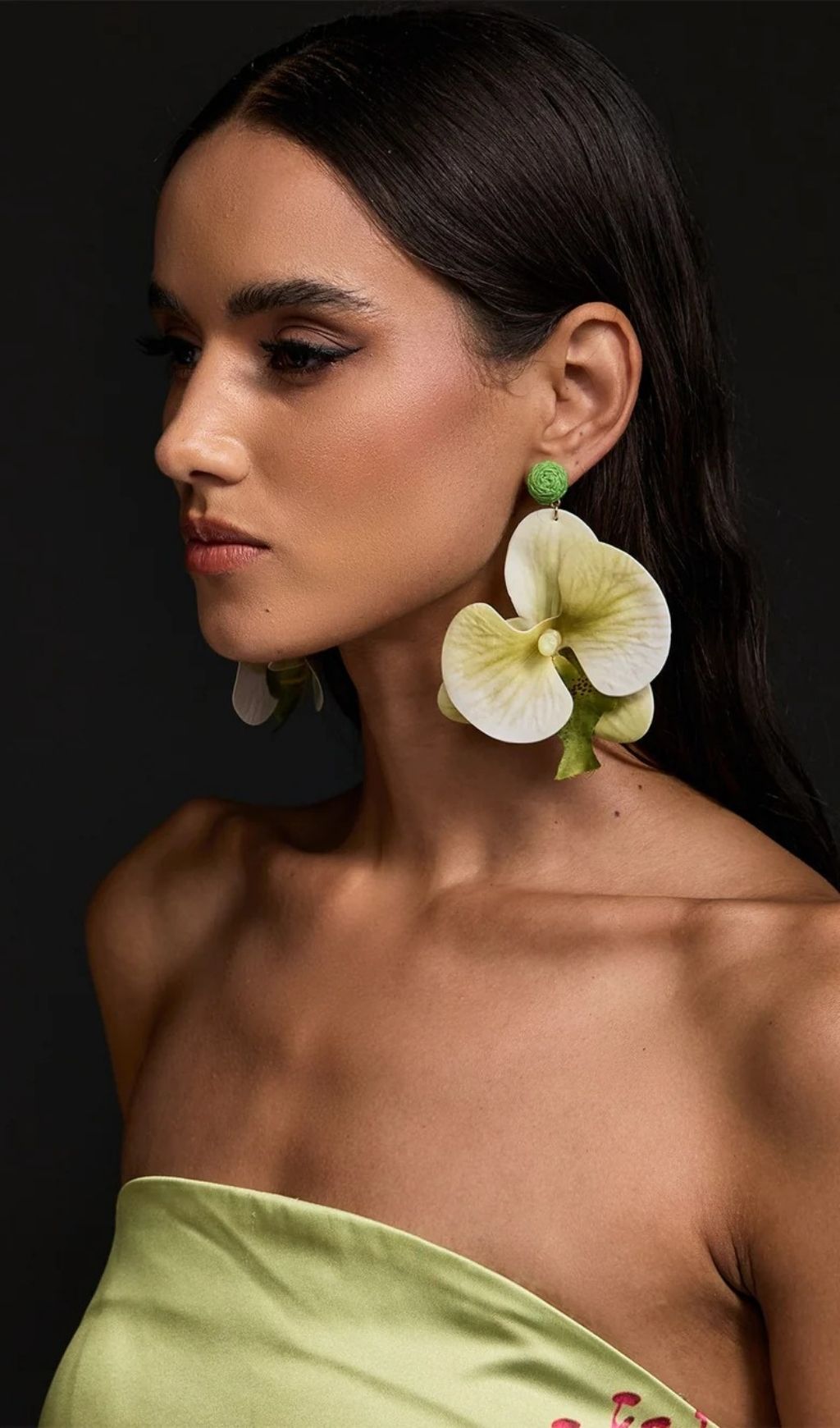 Olatunde Flower Earrings Flowering Girl