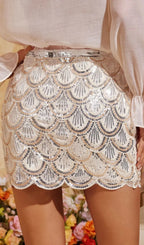 Daelorin Wave Sequin Skirt In Apricot Flowering Girl