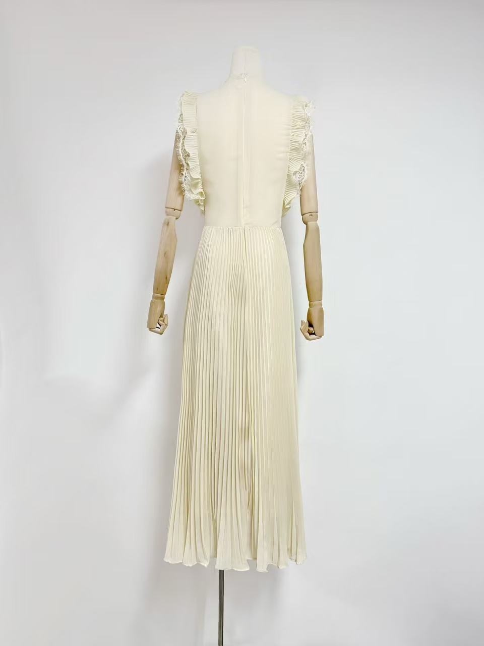 Chiffon Ruffled Maxi Dress in apricot Flowering Girl