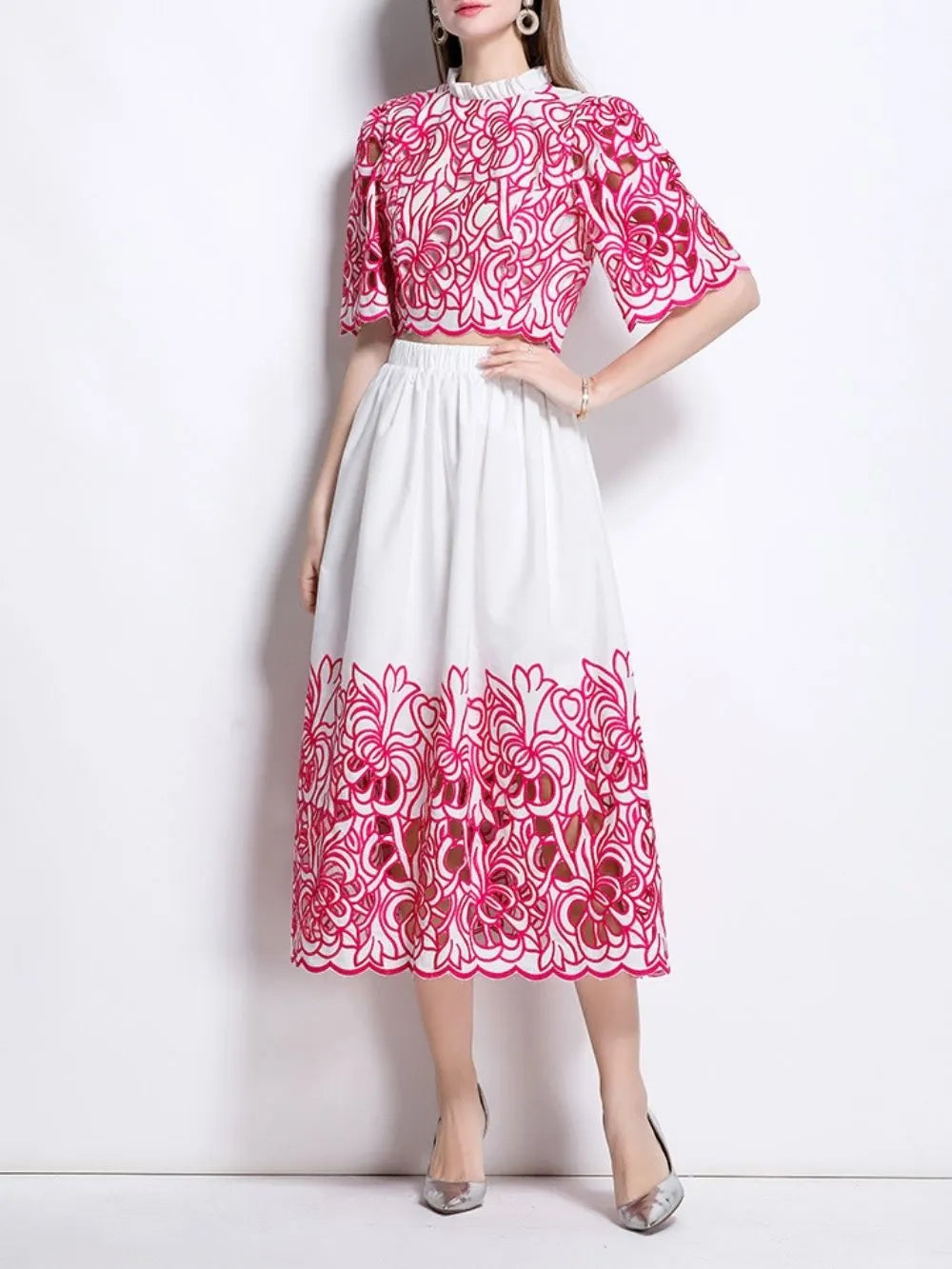 Mahira Rose Red Flower Embroidery Two-Piece Set Flowering Girl