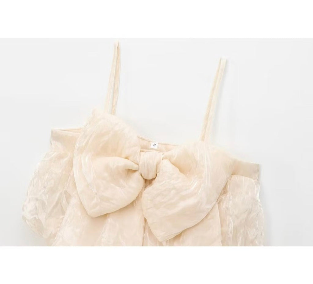 Addison Bownot Top In Ivory Flowering Girl