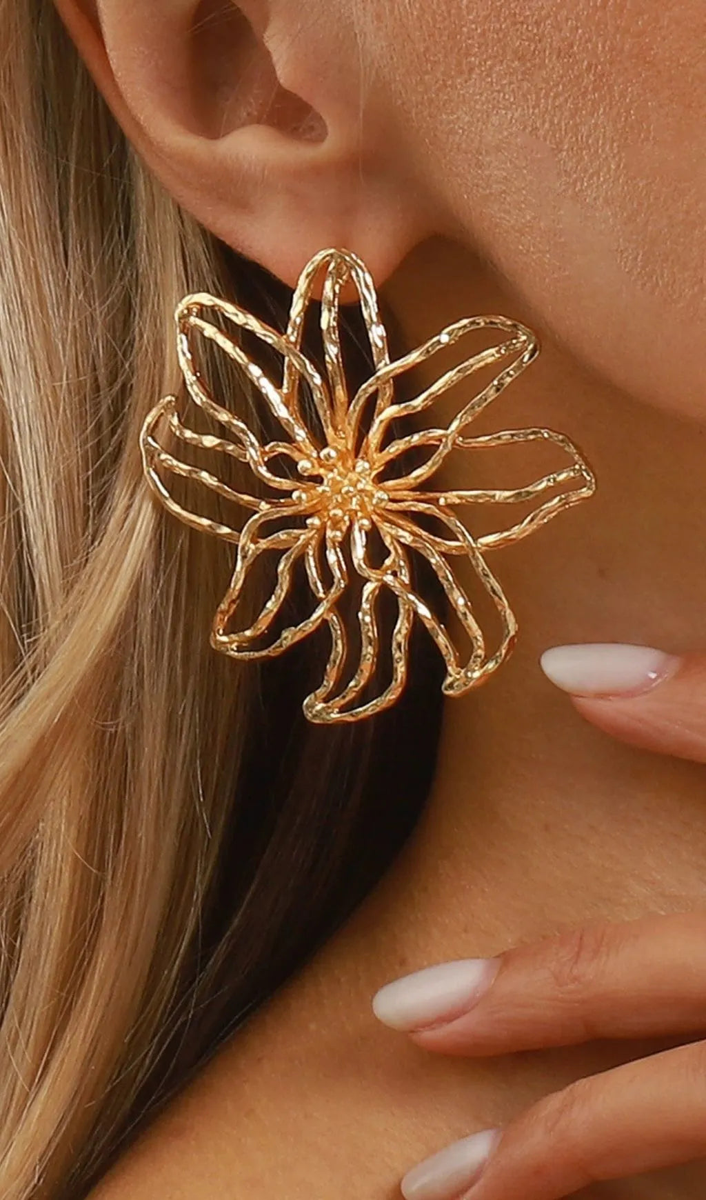 Juji Flower Earrings Flowering Girl
