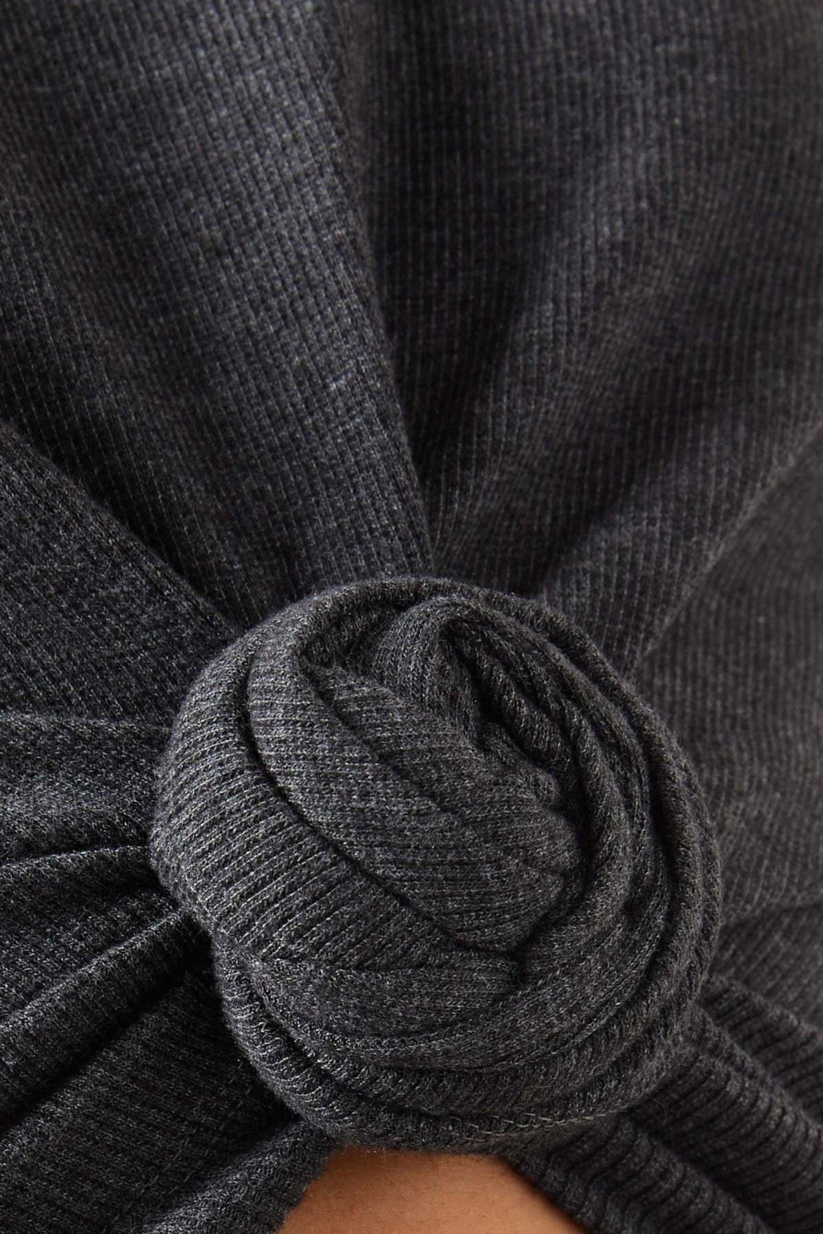Claudas Knot Tank Top - Grey Flowering Girl