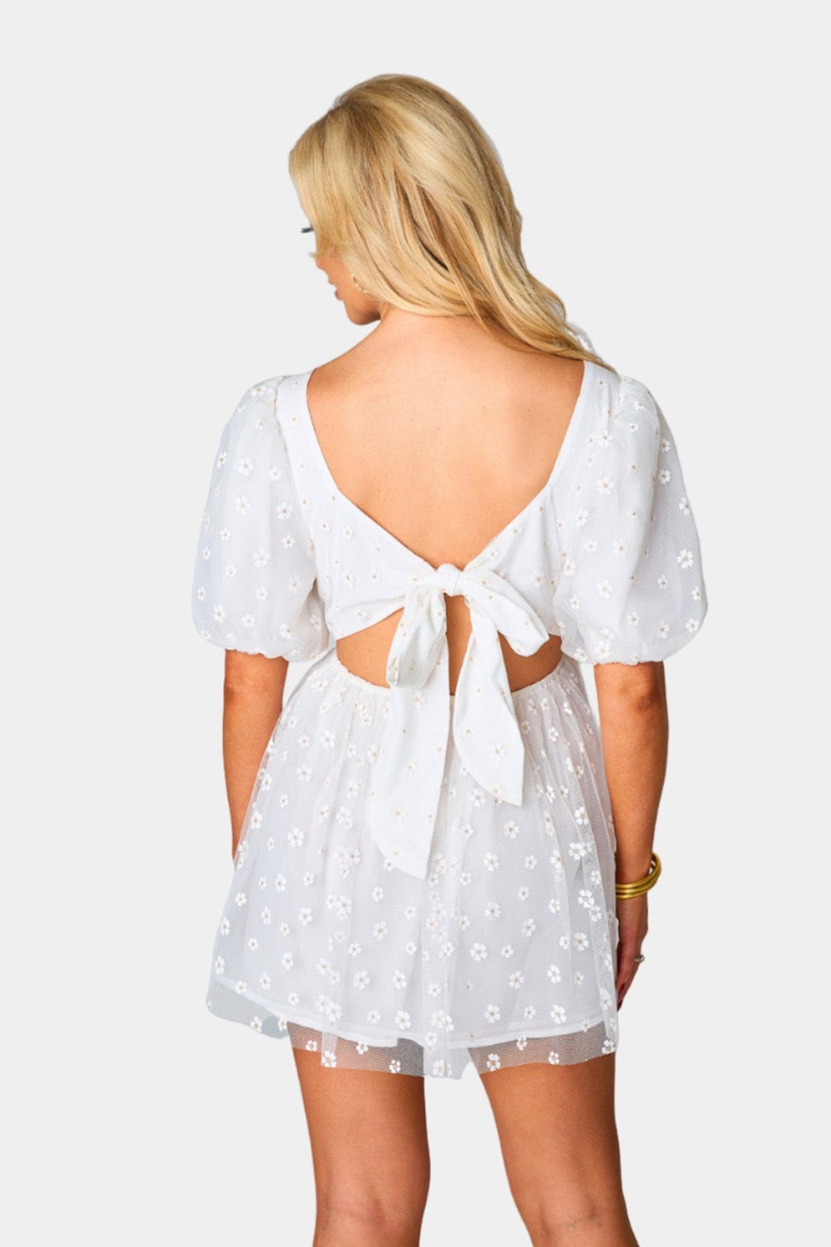 Hannah Elastic Waist Mini Dress In White Flowering Girl
