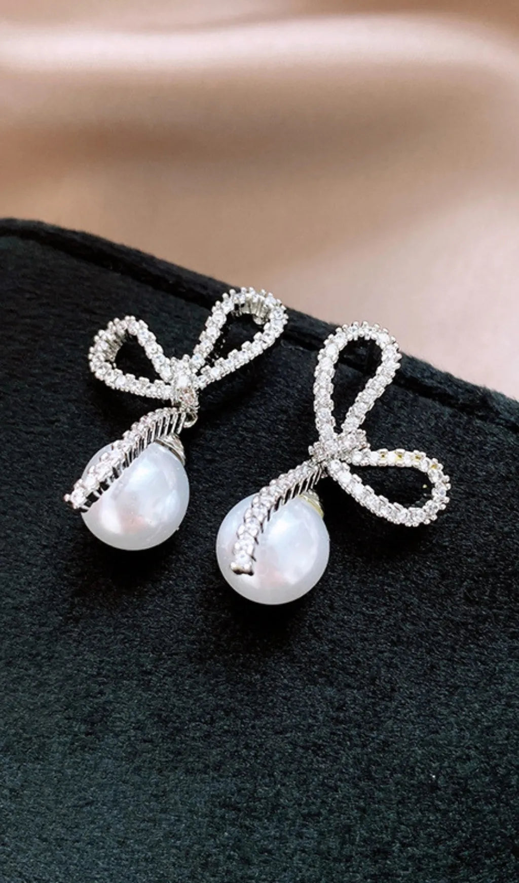 Dianne Pearl Earrings Flowering Girl