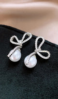 Dianne Pearl Earrings Flowering Girl