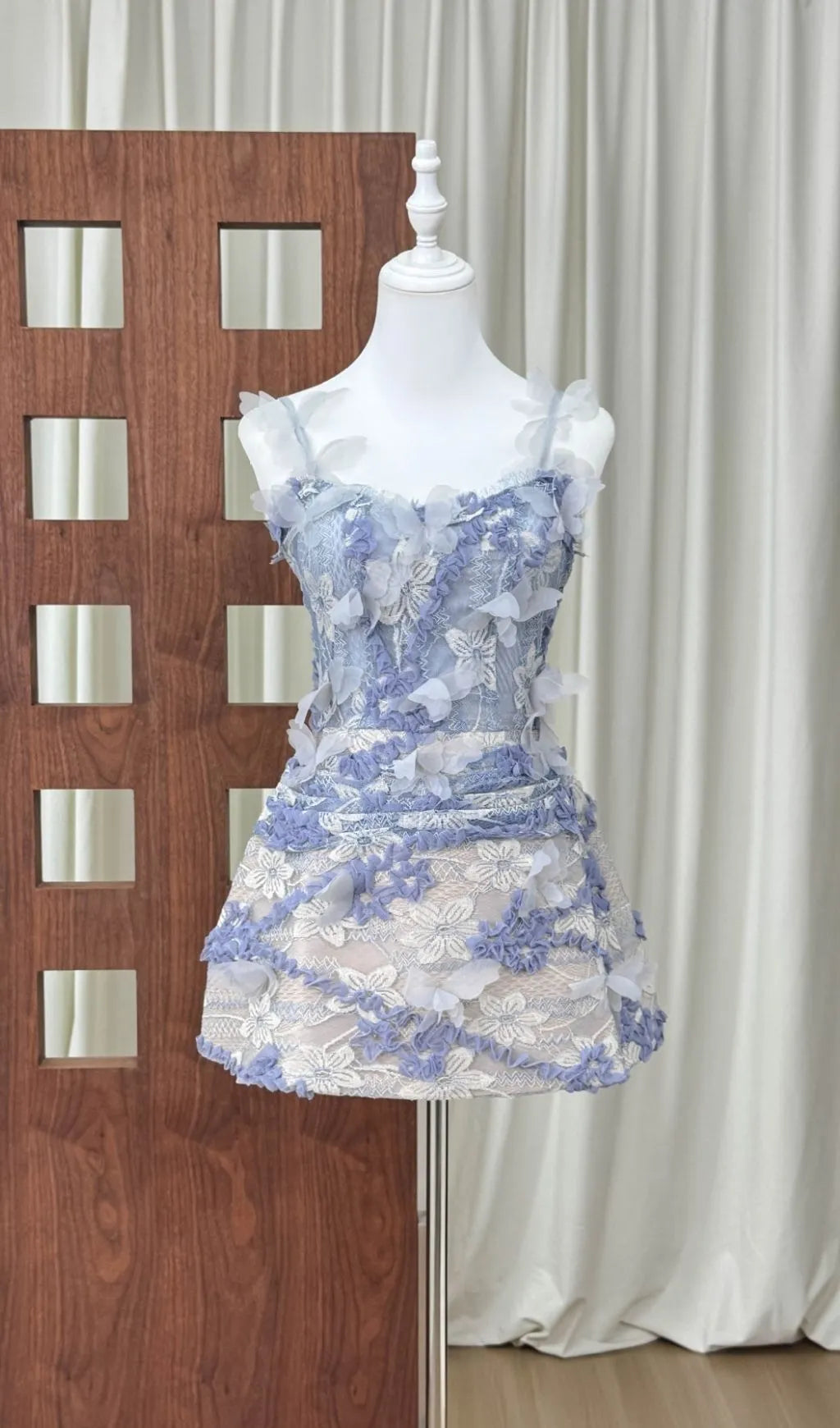 Lilias Lace Mini Dress Flowering Girl