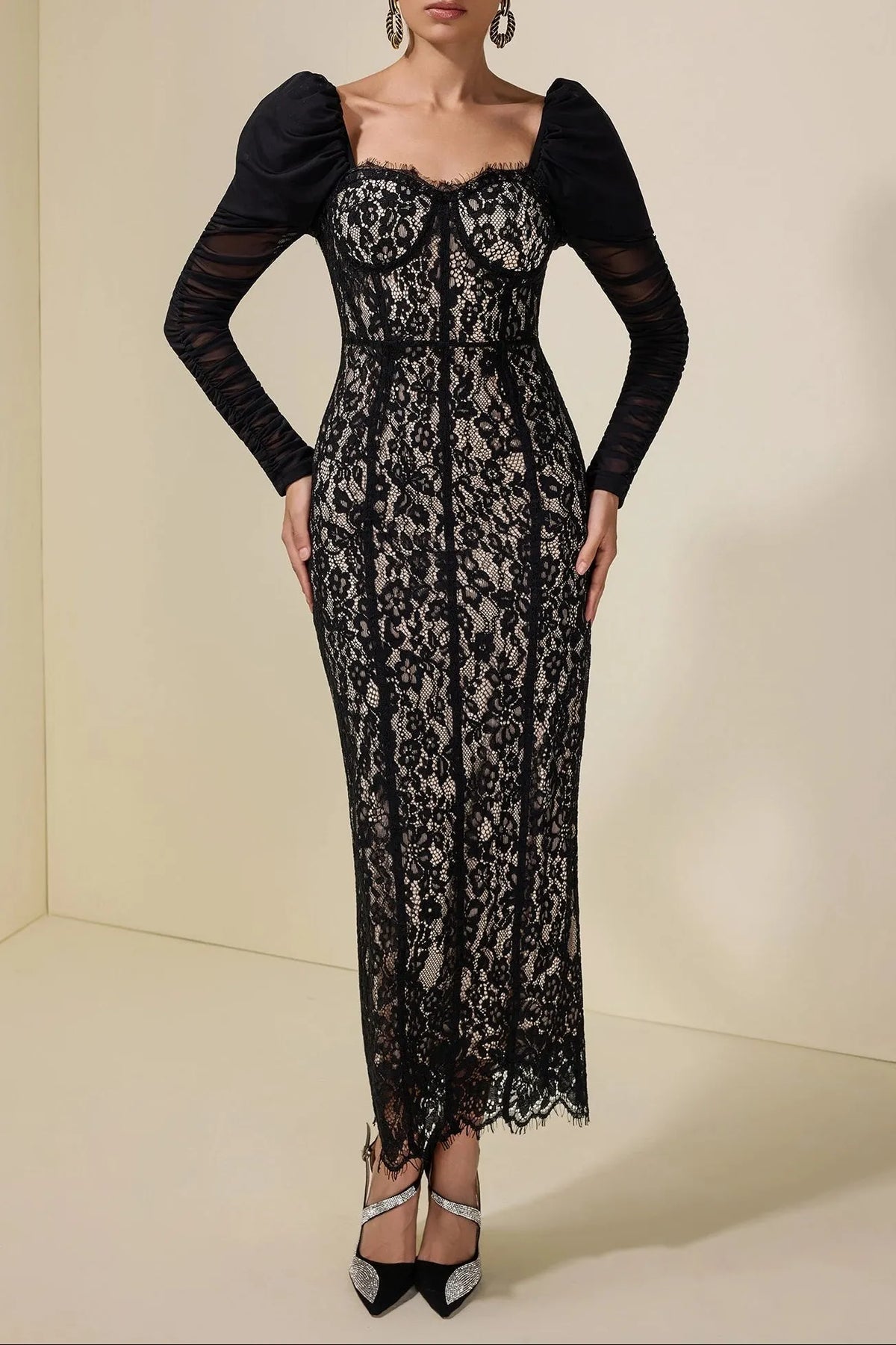 Wendy Lace Splicing Mesh Puff Sleeve Midi Dress In Black Flowering Girl