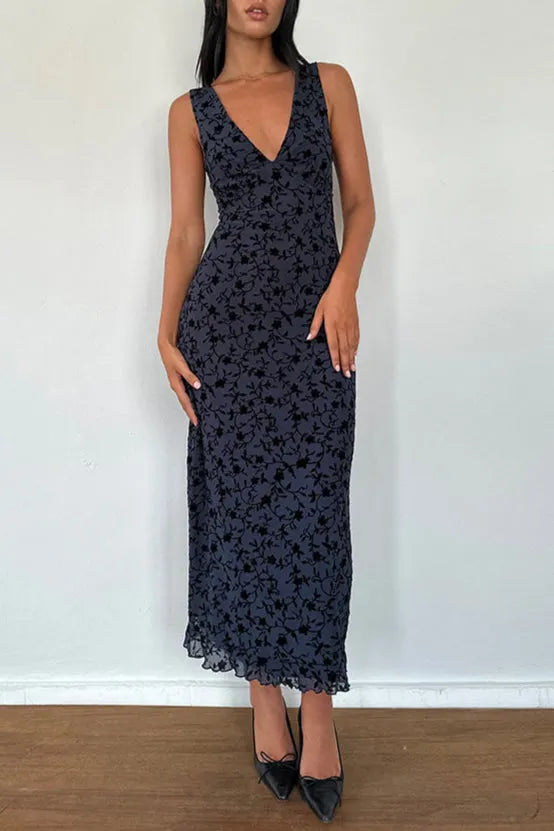 Gabriela Midi Dress In Flocked Petal Navy Flowering Girl