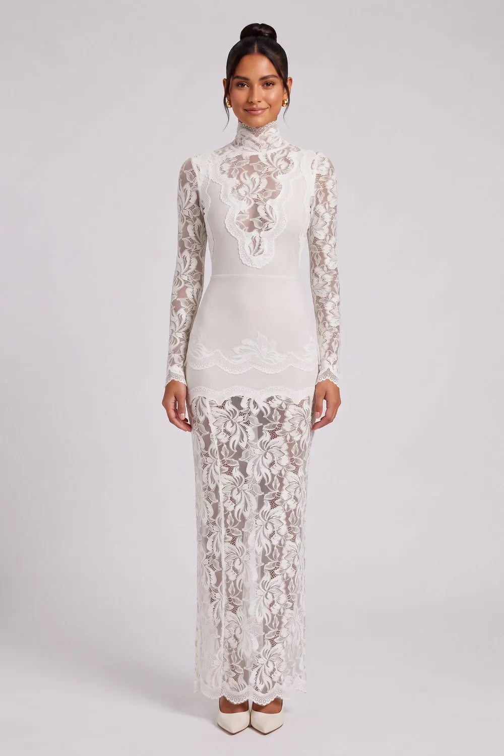 Off-White Floral Lace Sheath Gown Flowering Girl