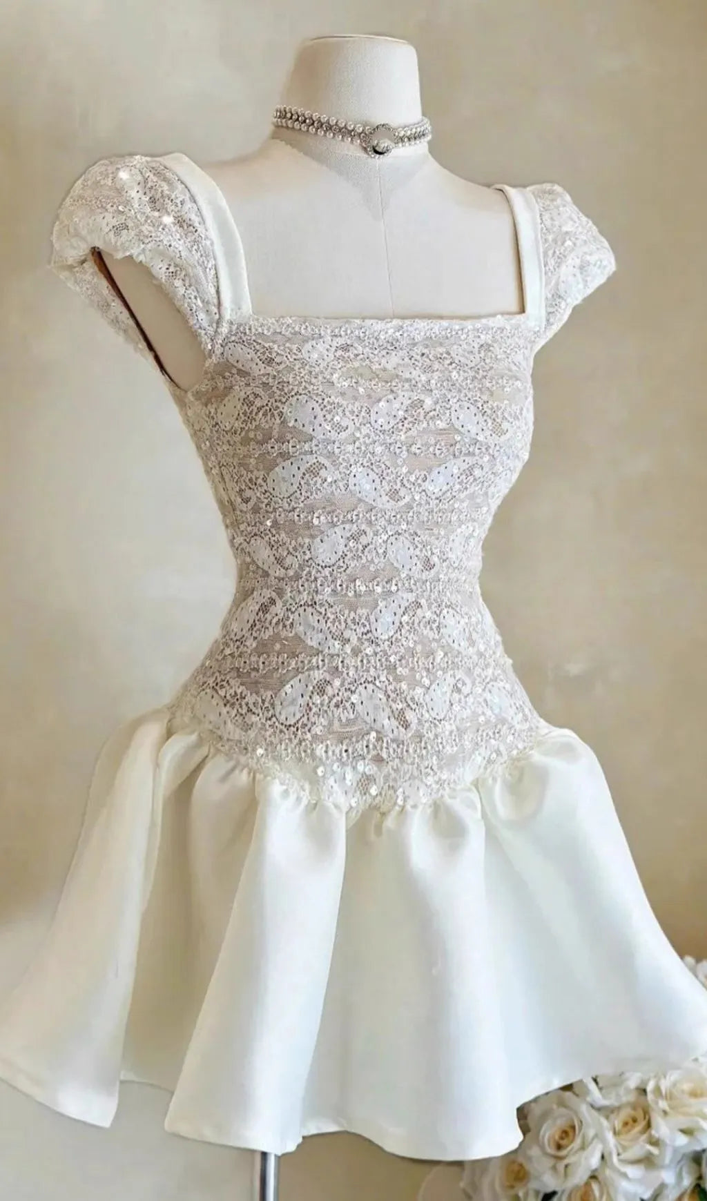 Iraia Crochet Embroidery Mini Dress Flowering Girl