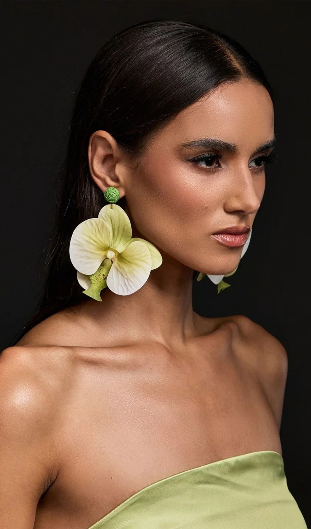 Olatunde Flower Earrings Flowering Girl