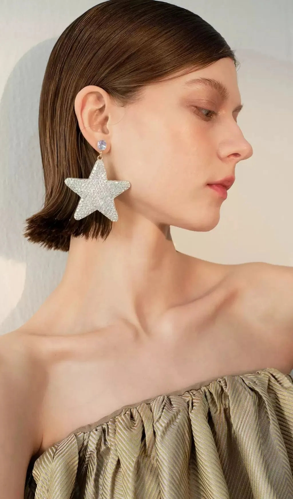 Leisha Diamante Star Earrings Flowering Girl